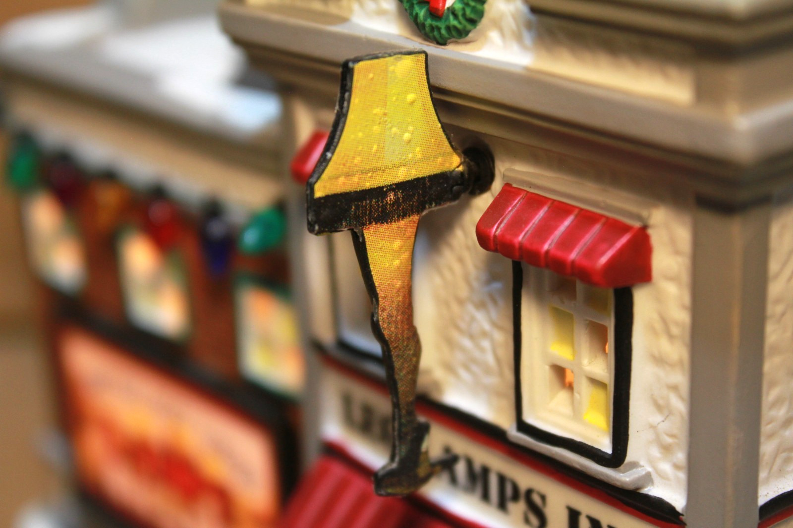 Department 56 A Christmas Story Leg Lamp Factory w/ light Works *READ*