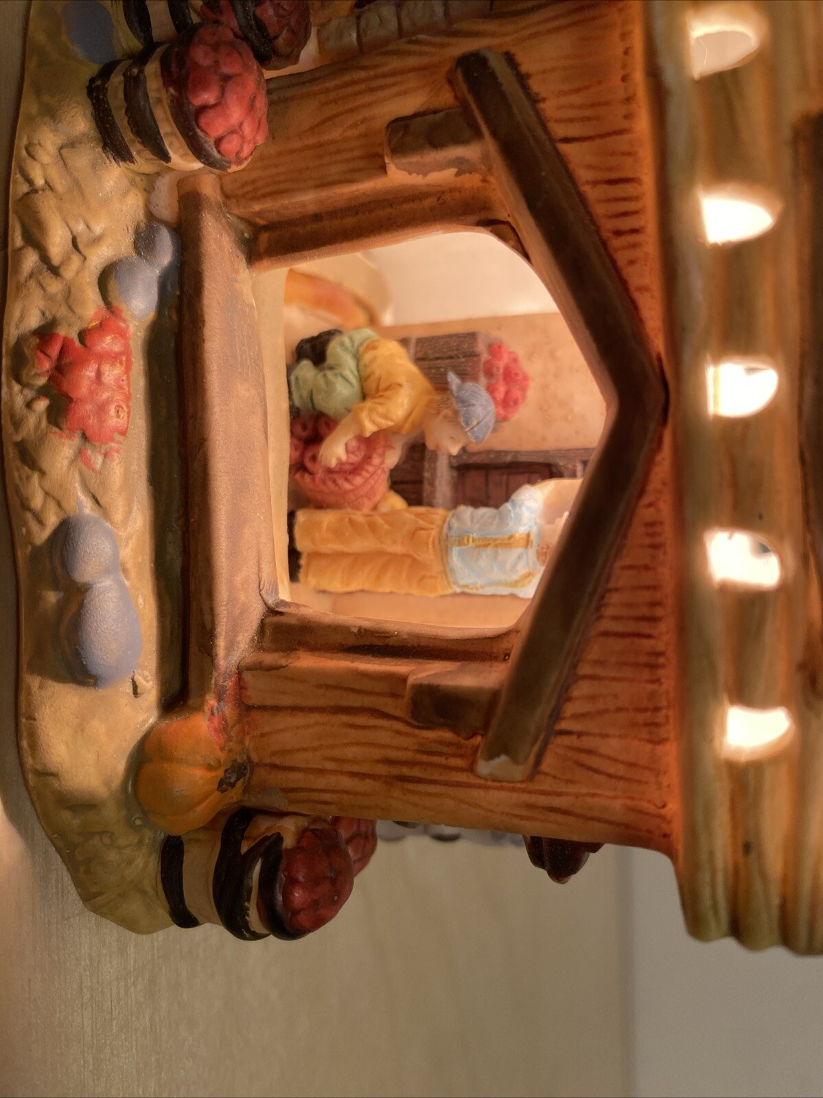 Vintage Christmas Tree Shop Handpainted Porcelain Lighted “The Apple House” G.C.