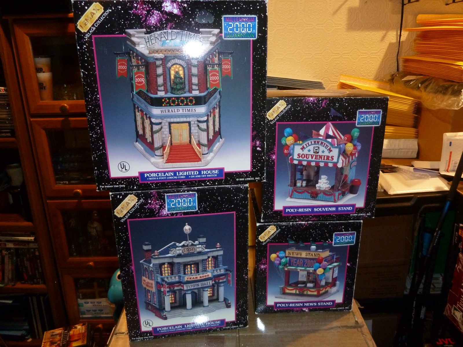 Lot of 4- Lemax 2000 Millennium Celebration, Herald, Town Hall, News & Souvenir