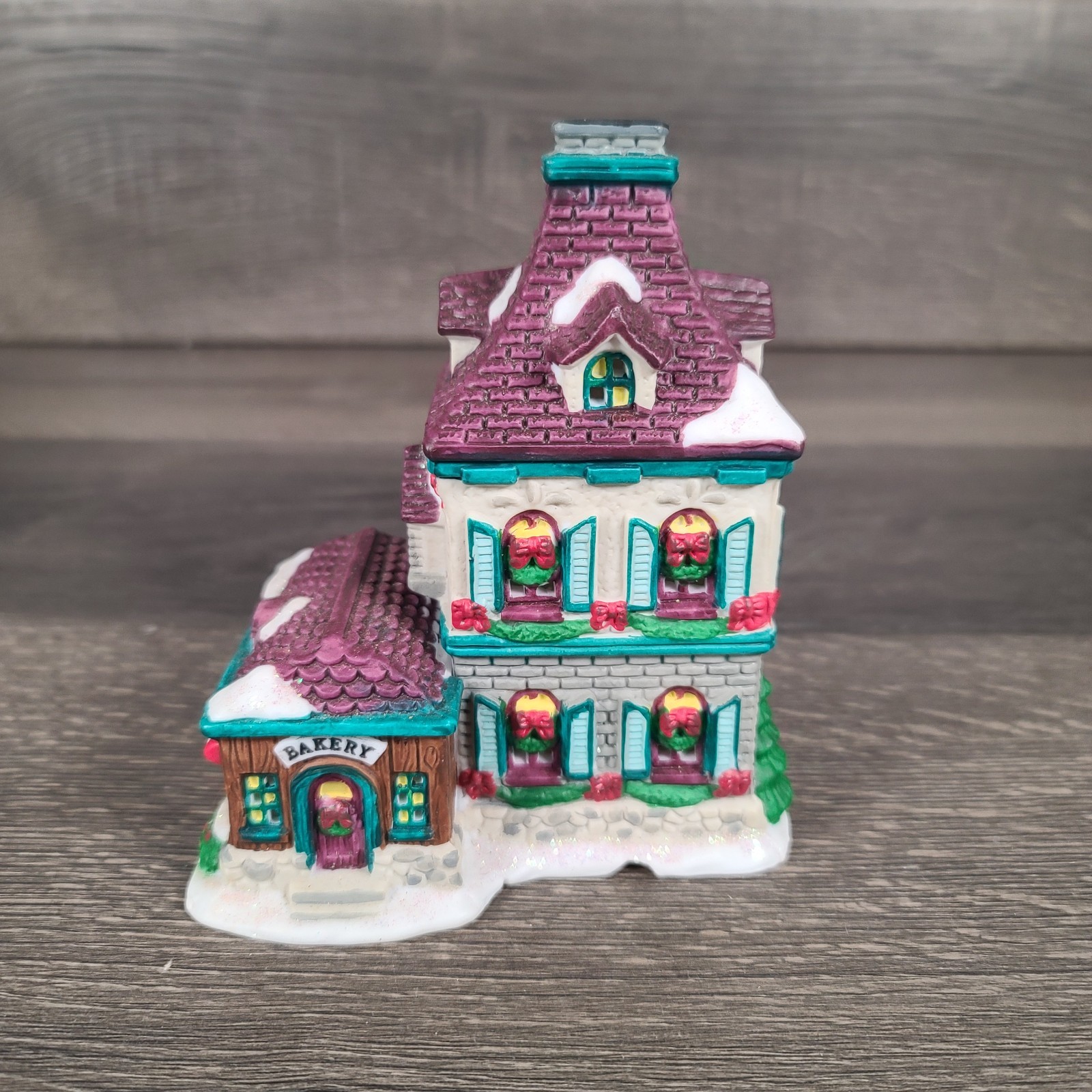 Trim A Home Bayberry Village Porcelain Lighted House Bakery w/Light & Box