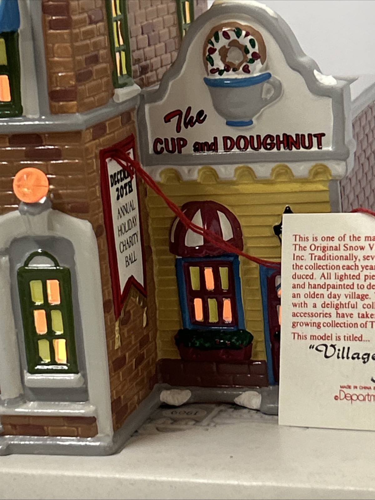 1995 Snow Village Police Station, 56th Precinct, Department 56 Retired Vintage
