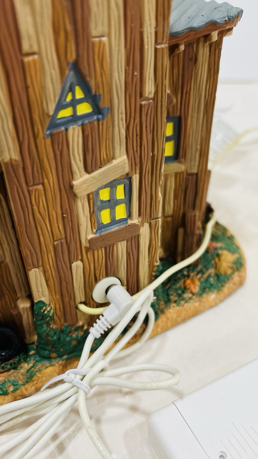 Lemax “David’s Fort” Lighted Holiday Village Accent #04218 Retired 2010 NEW !