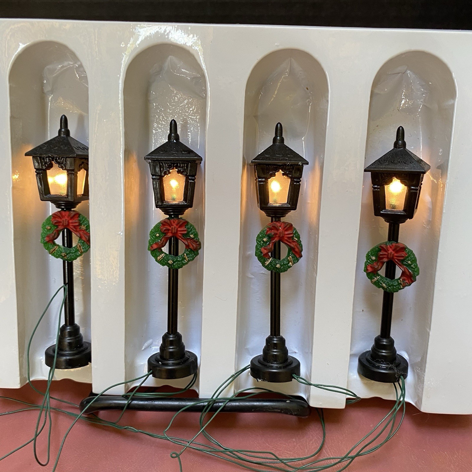 Dickens Collectables Accessories 4 Lighted Christmas Street Lamps Vtg Works #3