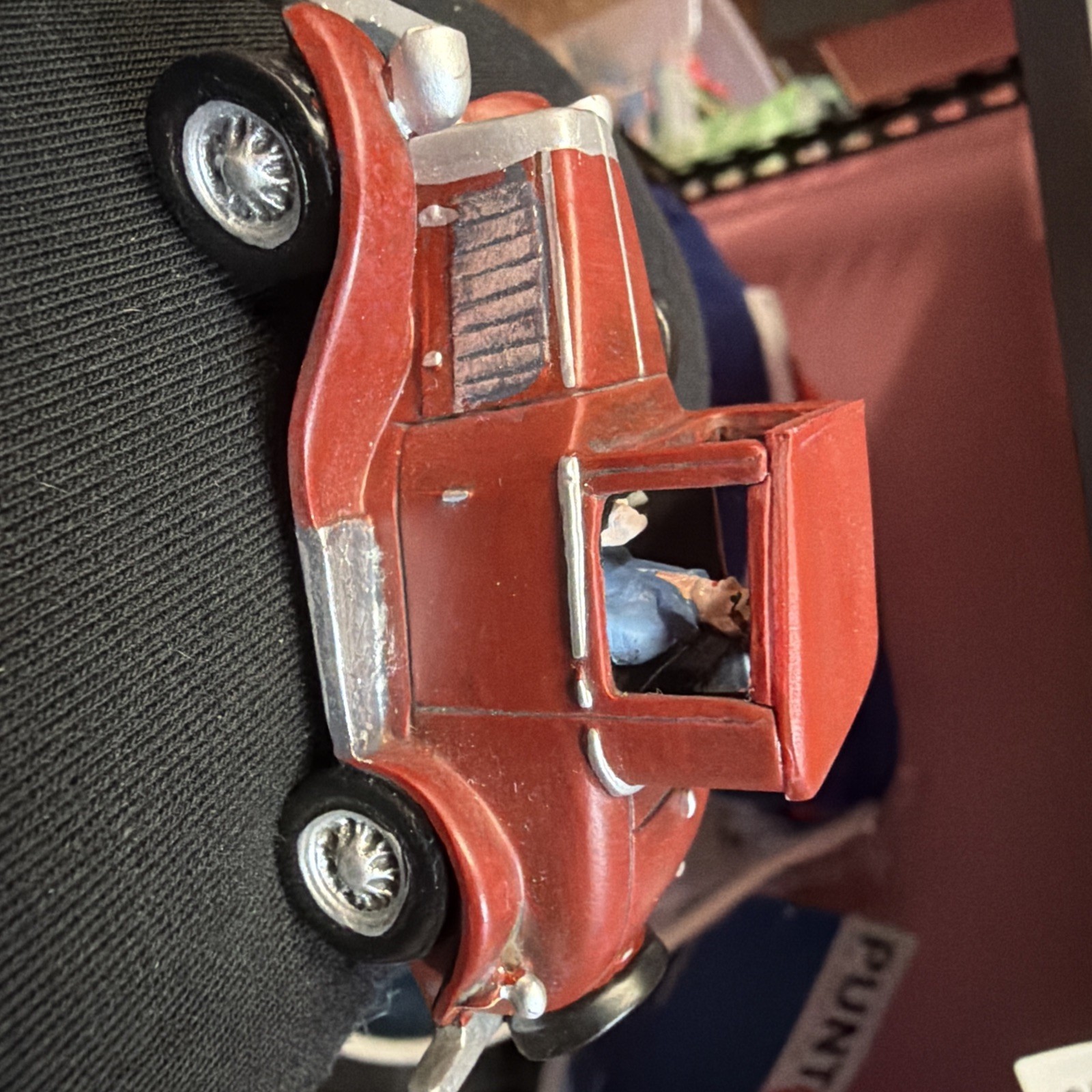 Hawthorne Village 3” Wine Color “Red Car” With Driver 2000 79972-A