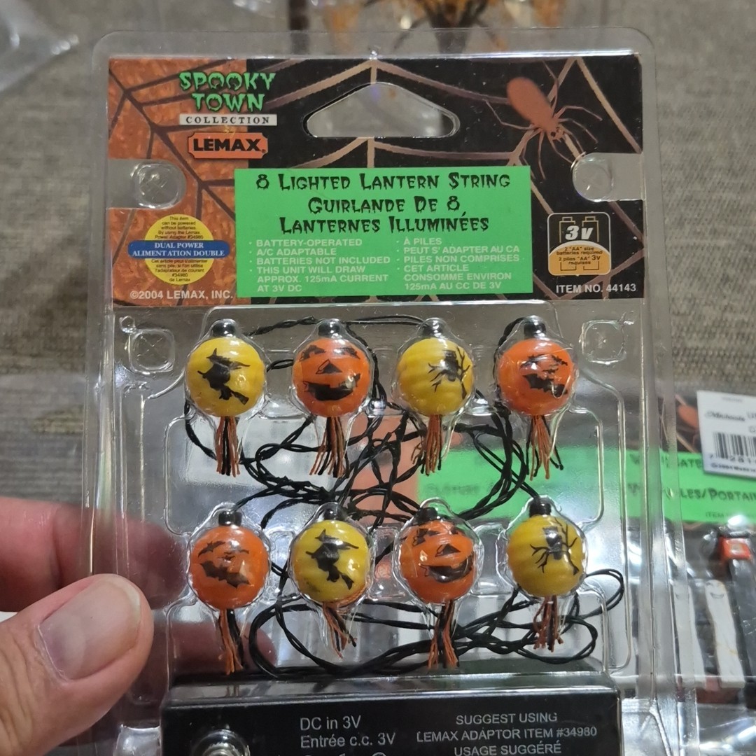 Lemax Spooky Town Halloween Figures Accessories Lights Lot Of 8 NEW UNOPENED