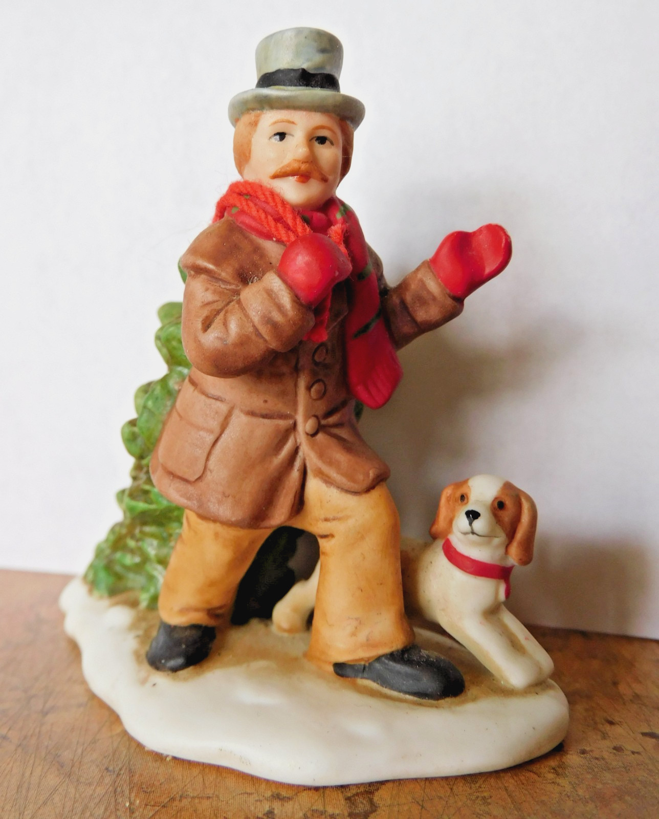 Man with Christmas Tree and Dog Lefton Colonial Village Porcelain 1989 2-5/8″H