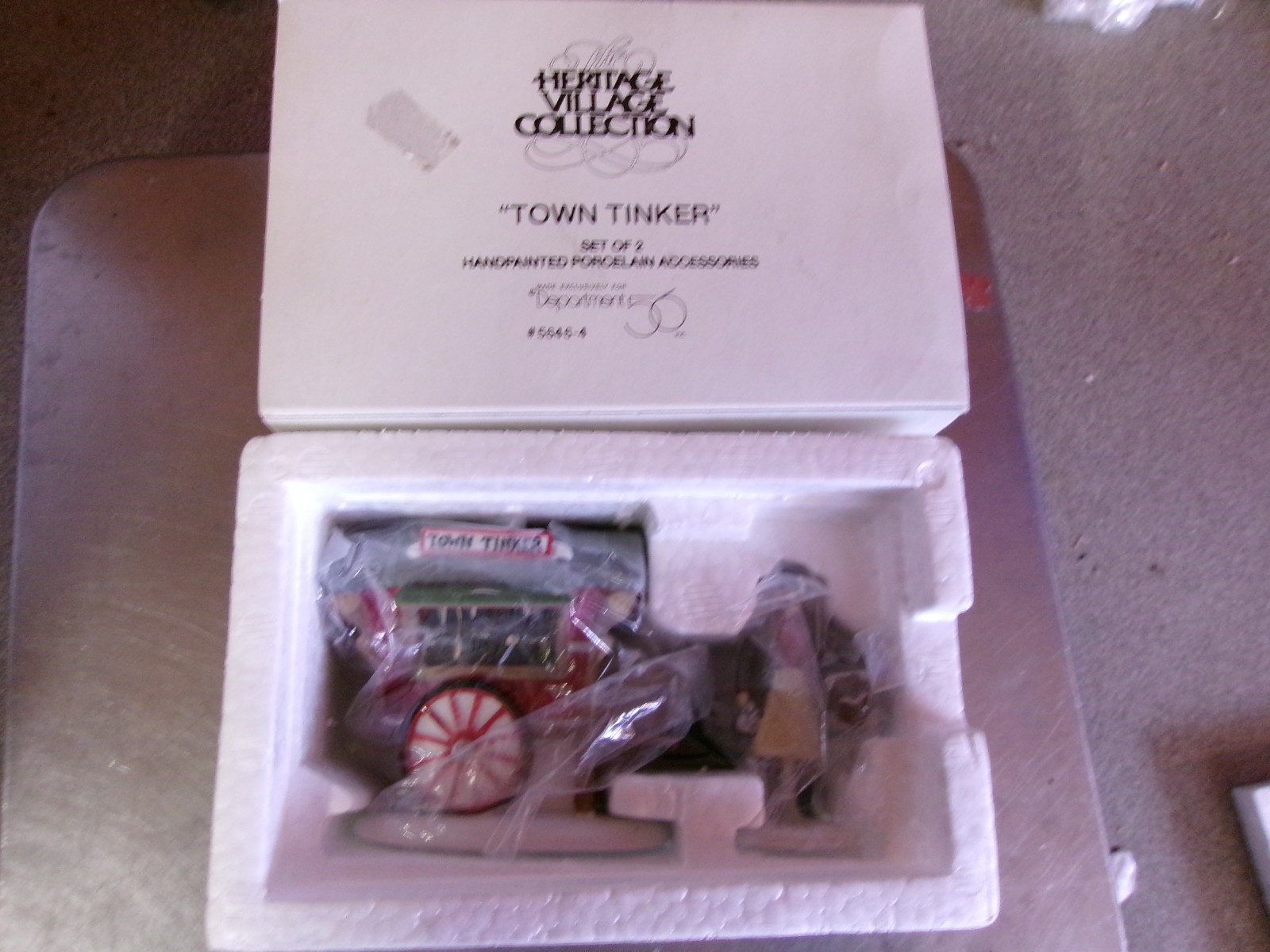 Dept 56 New England ‘Town Tinker’ Set/2 56464 1992-1995 1