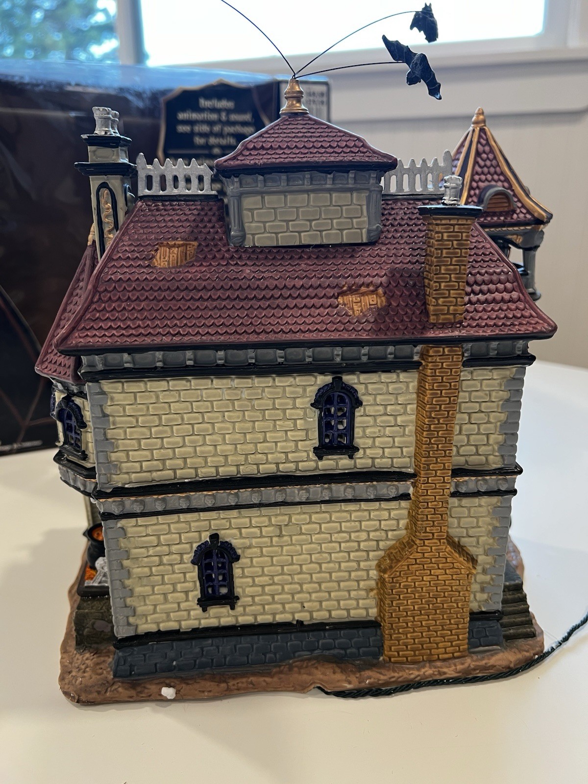 2003 Lemax Spooky Town MADAM ASHBURY’S HOUSE OF WAX #35784A • IN BOX • WORKS