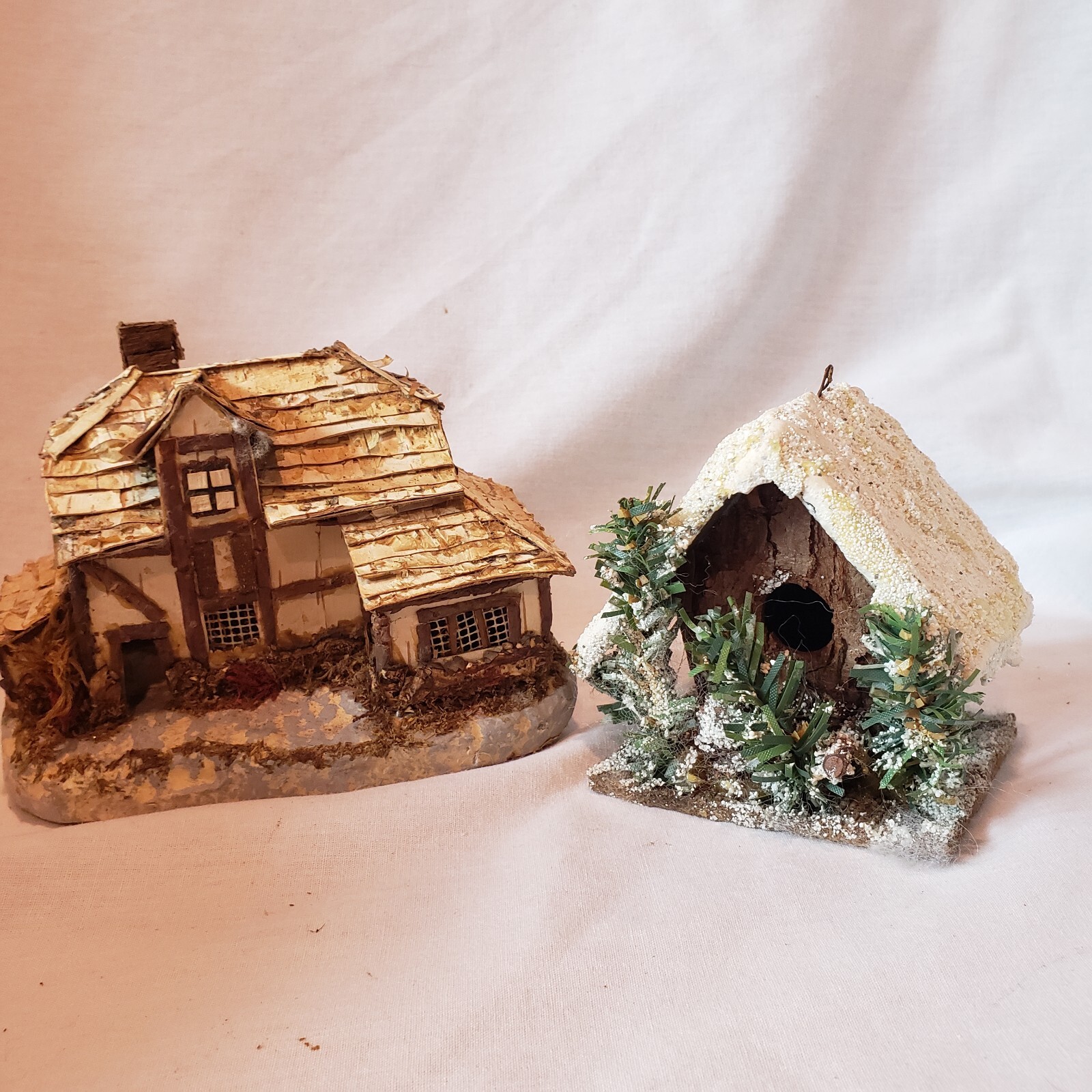 Christmas Houses Natural Material Light Weight No Candle Or Lights