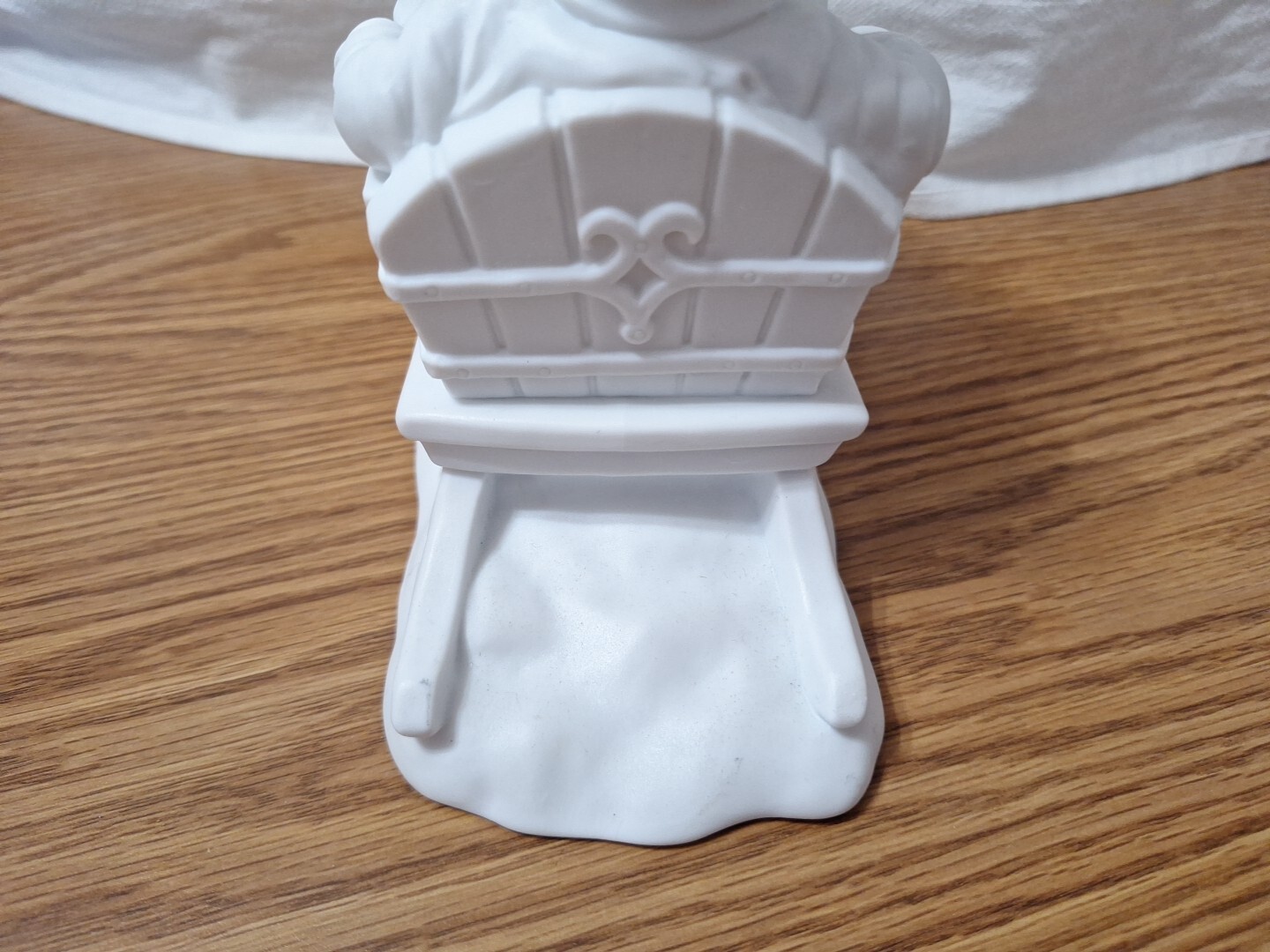 DEPT 56 Christmas Winter Silhouette Sliding In The Snow White FIGURINE 78492