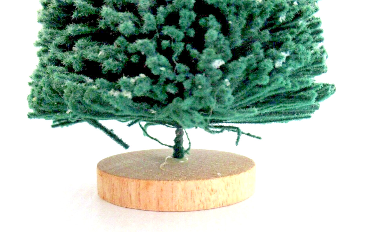 DEPT 56 “LARGE FROSTED CONE TREE / WITH WOOD BASE” ~ *VILLAGE ACCESSORY* RARE !!