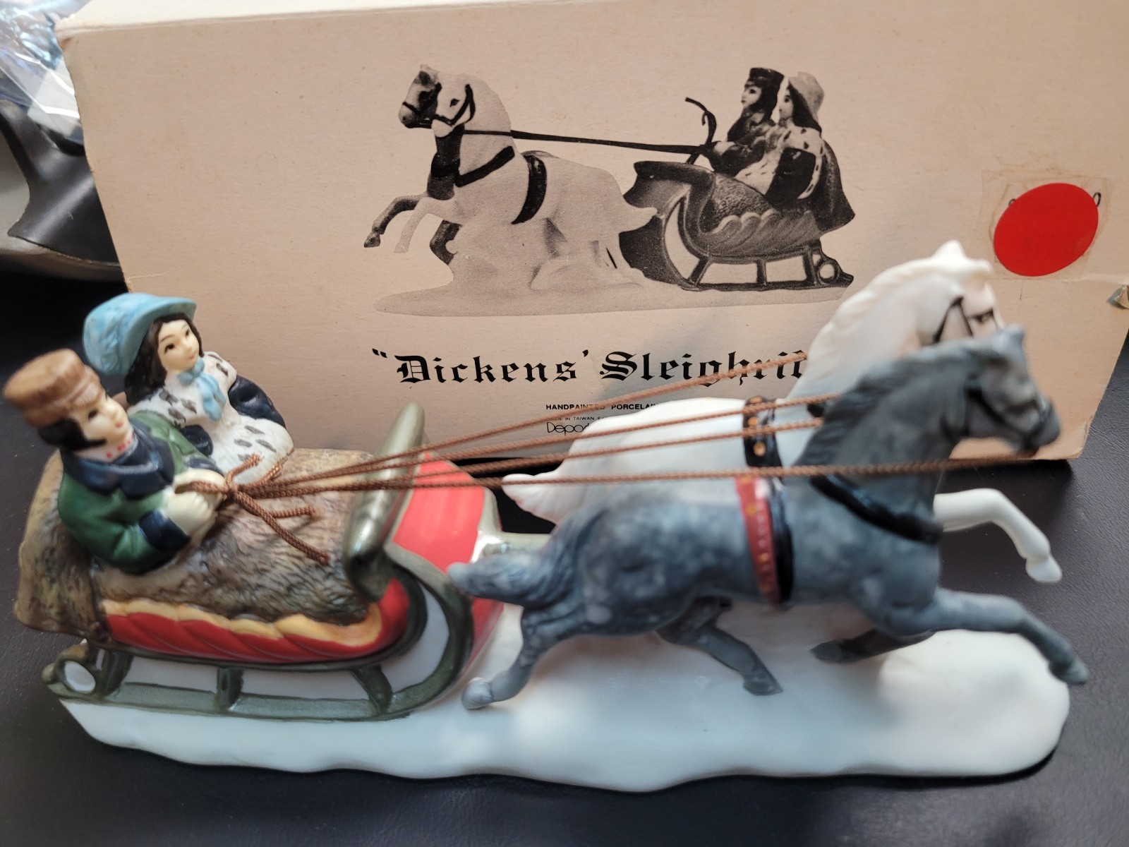 Dept 56 Sleighride Heritage Dickens Village #65110 Designer Neilan Lund 1986