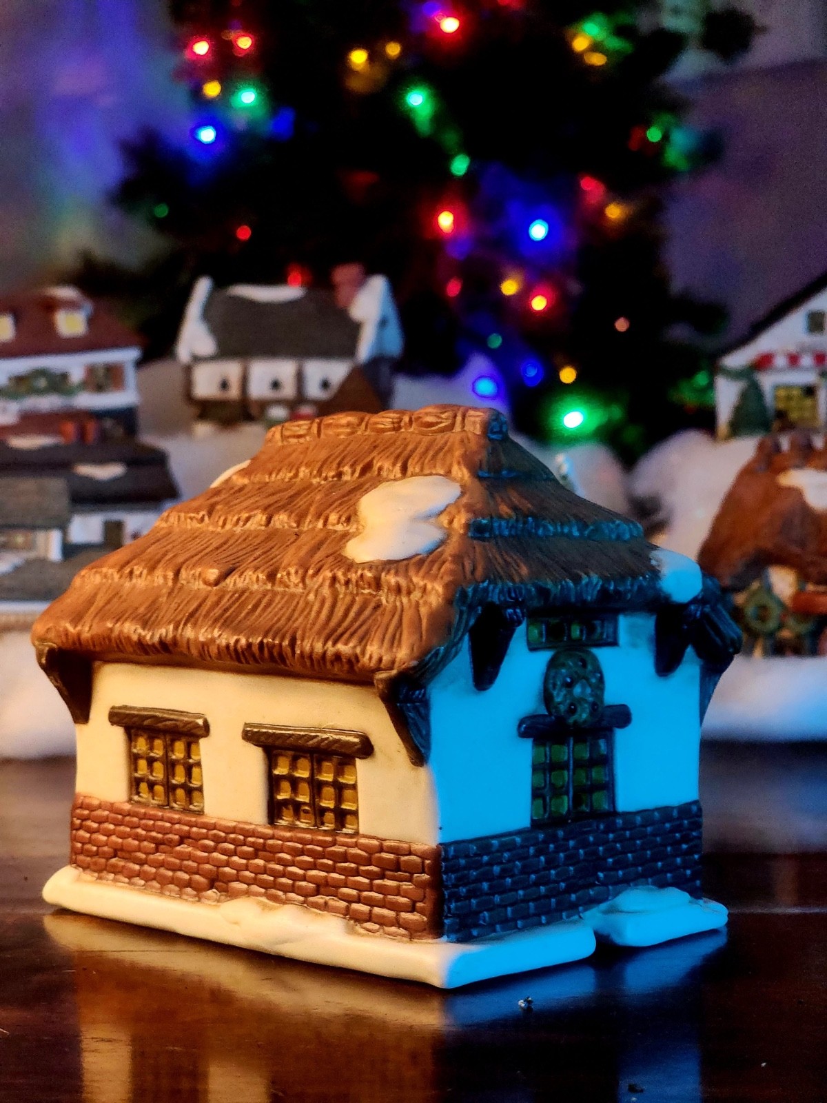 Mini Christmas Village Buildings Lot 10+ Ceramic Houses Church Bakery & Cafe