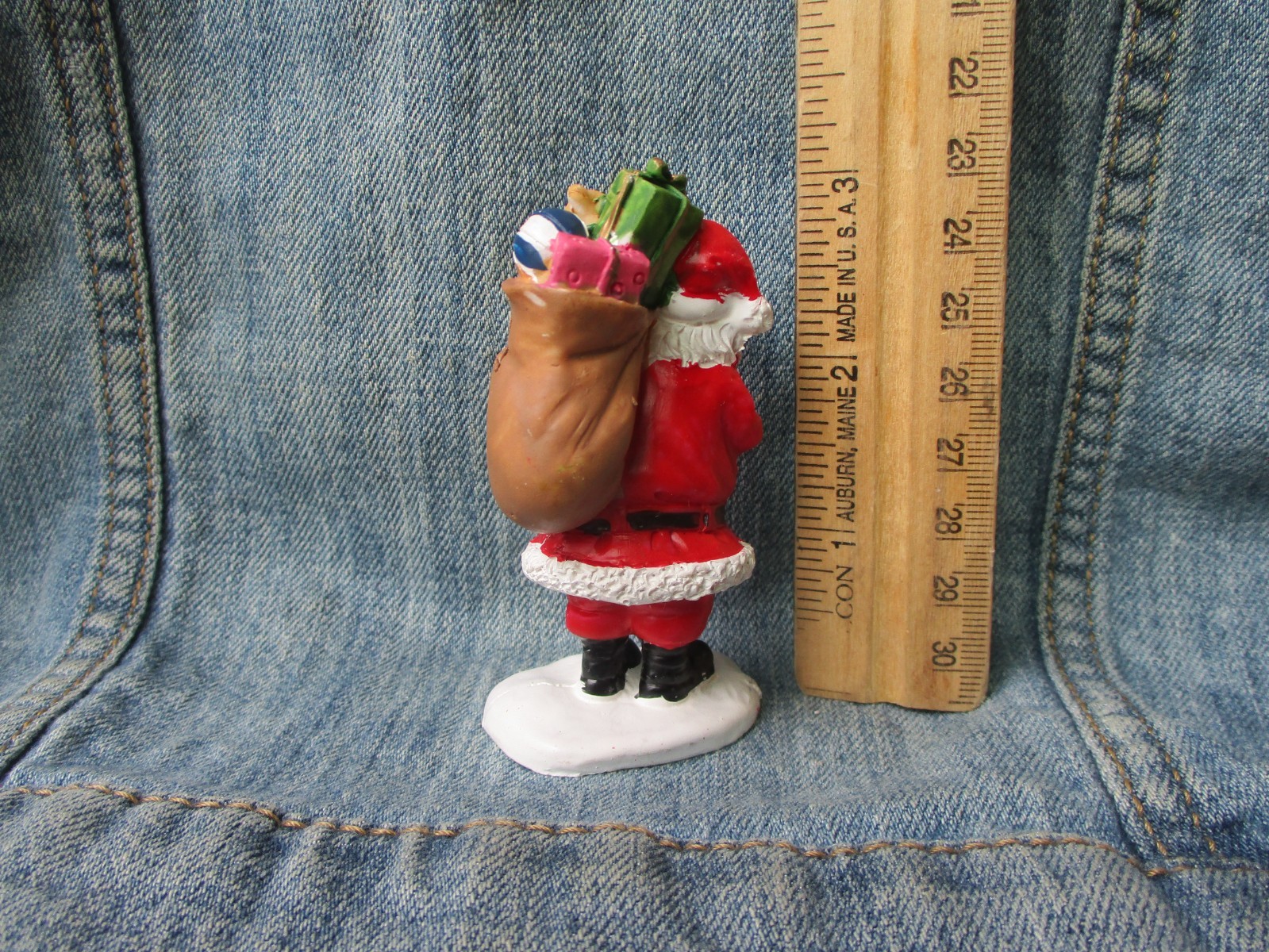 SANTA CLAUS Christmas Village Figurine Figure BX-F