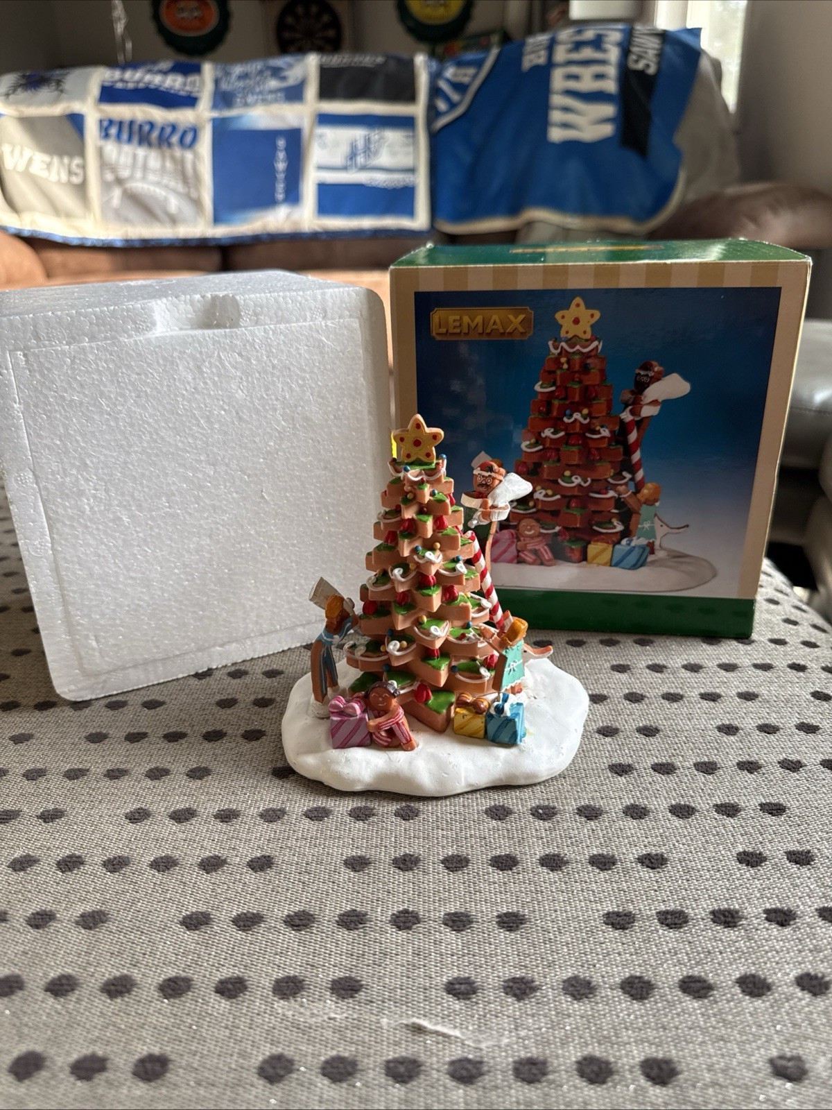 Lemax 2017 The Family Tree Sugar N’ Spice #73291 Stack Caramels Star Cookie RARE