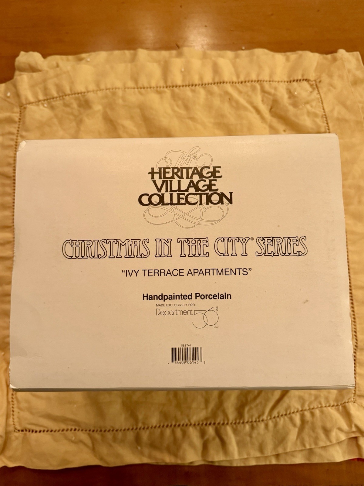 Dept 56 Christmas in the City “Ivy Terrace Apartments” #5887-4 Retired 1997 RARE