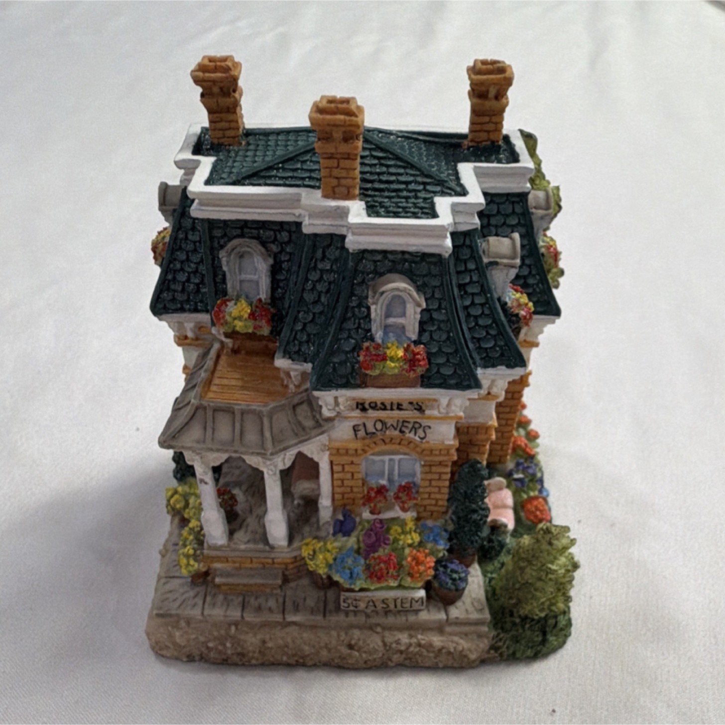 International Resources Rosie’s Flower Shop 1999 Resin Village House Miniature