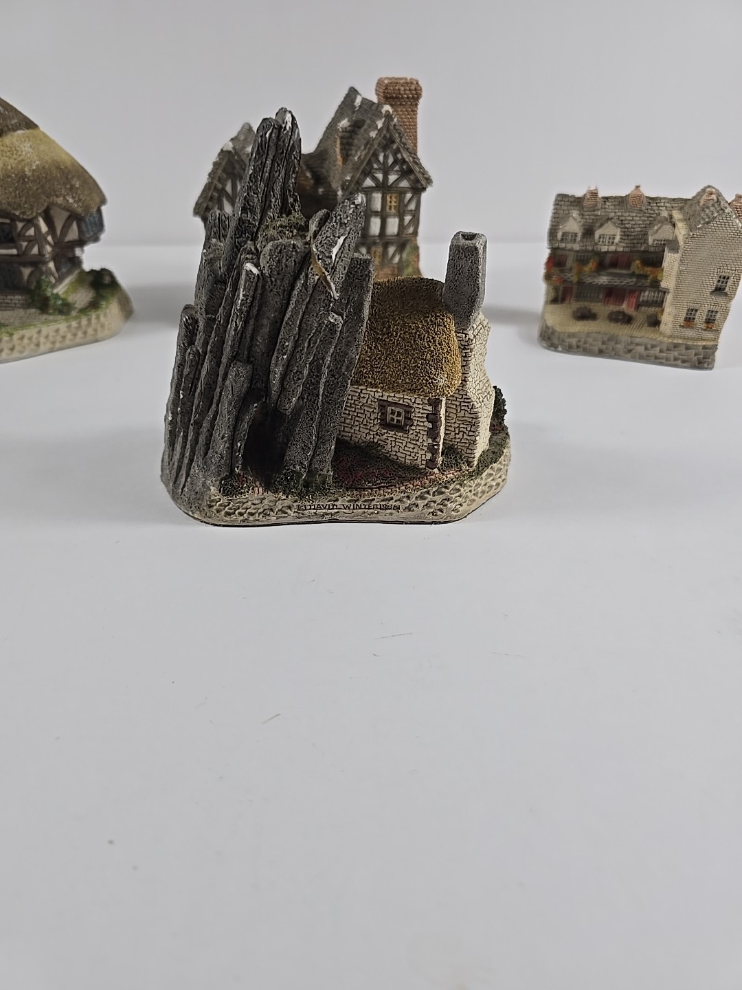 David Winter Vintage Minatures Lot Of 4