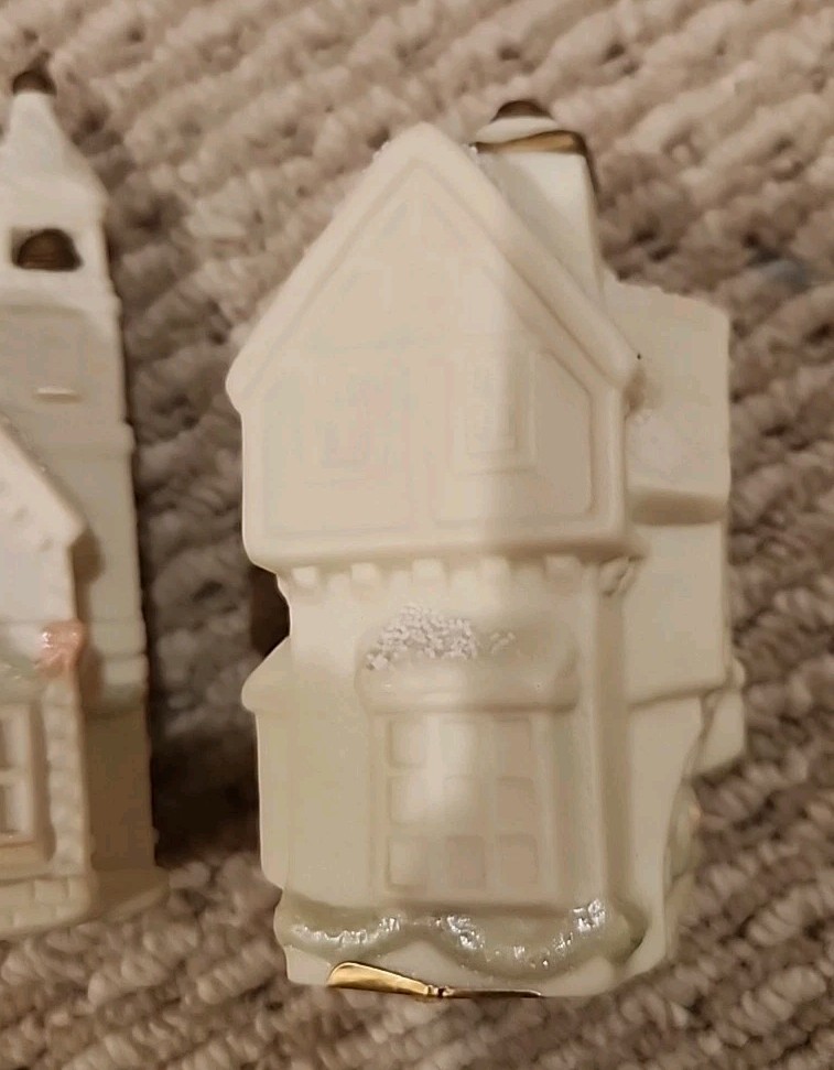 5 Carlton Cards Village Houses Building Figure Decorative Church Bakery Toy VTG