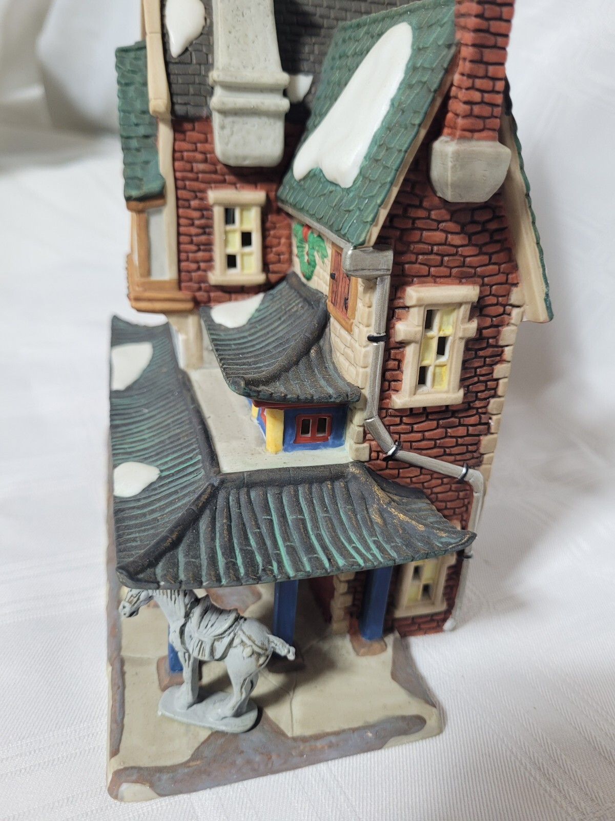 Dept 56 Dickens Village – The China Trader – #56.58447 USED Retired