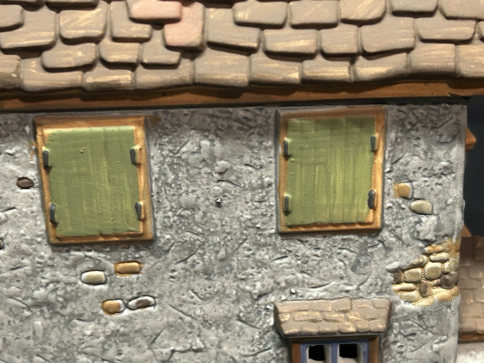 Dept 56 HV Dickens’ Village Series Sir John Falstaff Inn 4th Edition, 1995