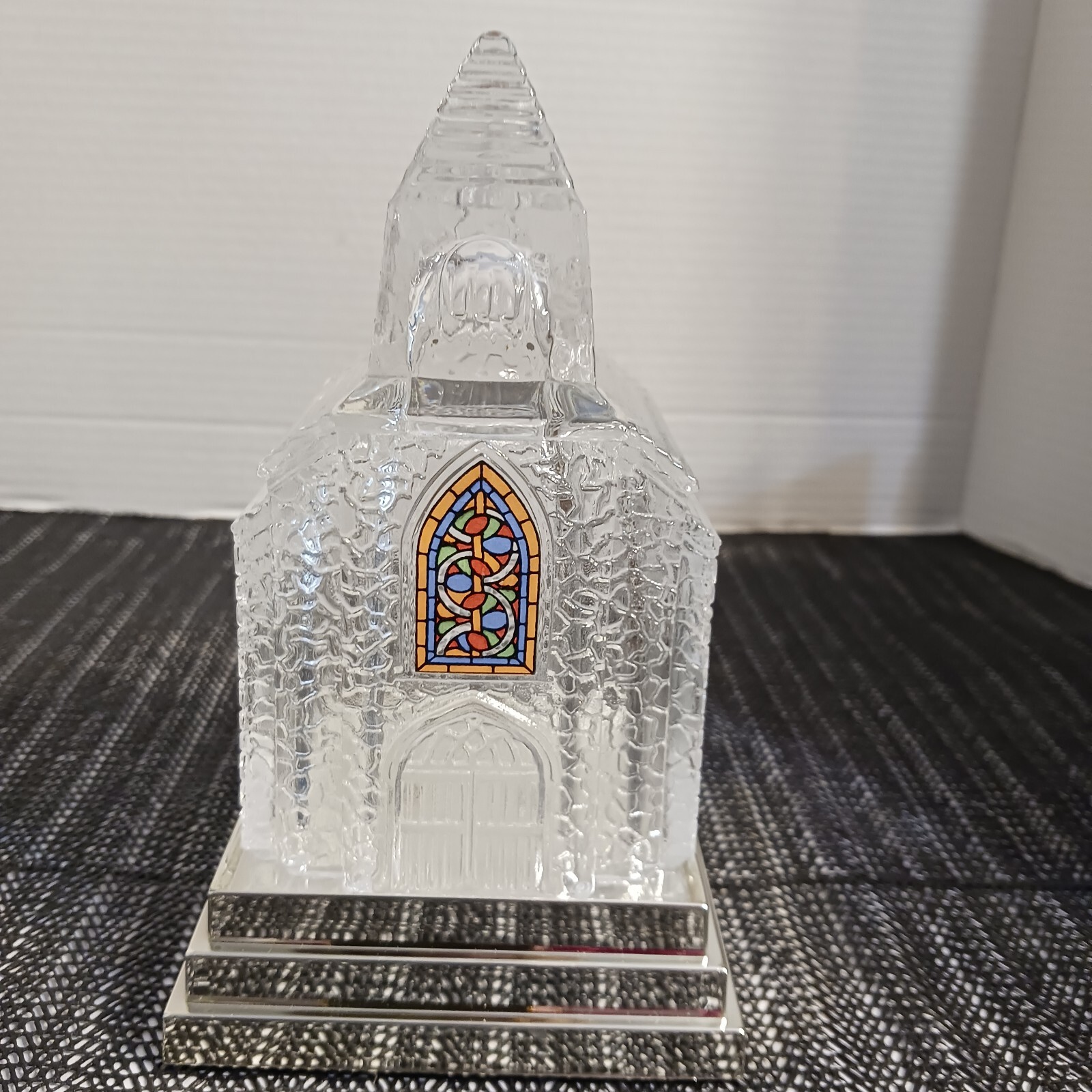 Avon Silent Night Light up Crystal Church Gift Collection Battery Operated