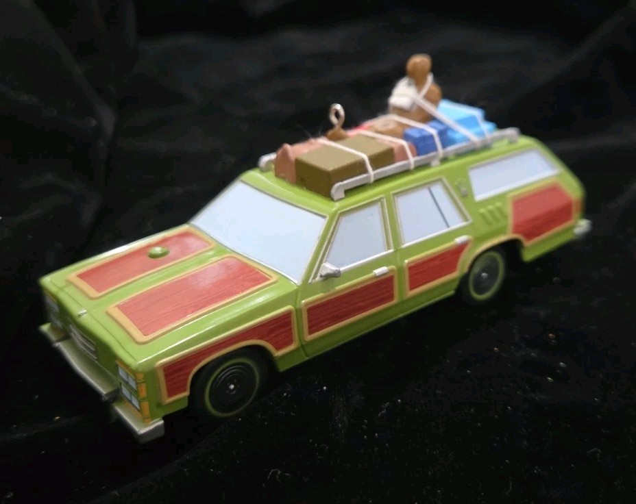 2013 Hallmark National Lampoons Vacation Wagon Queen Family Truckster