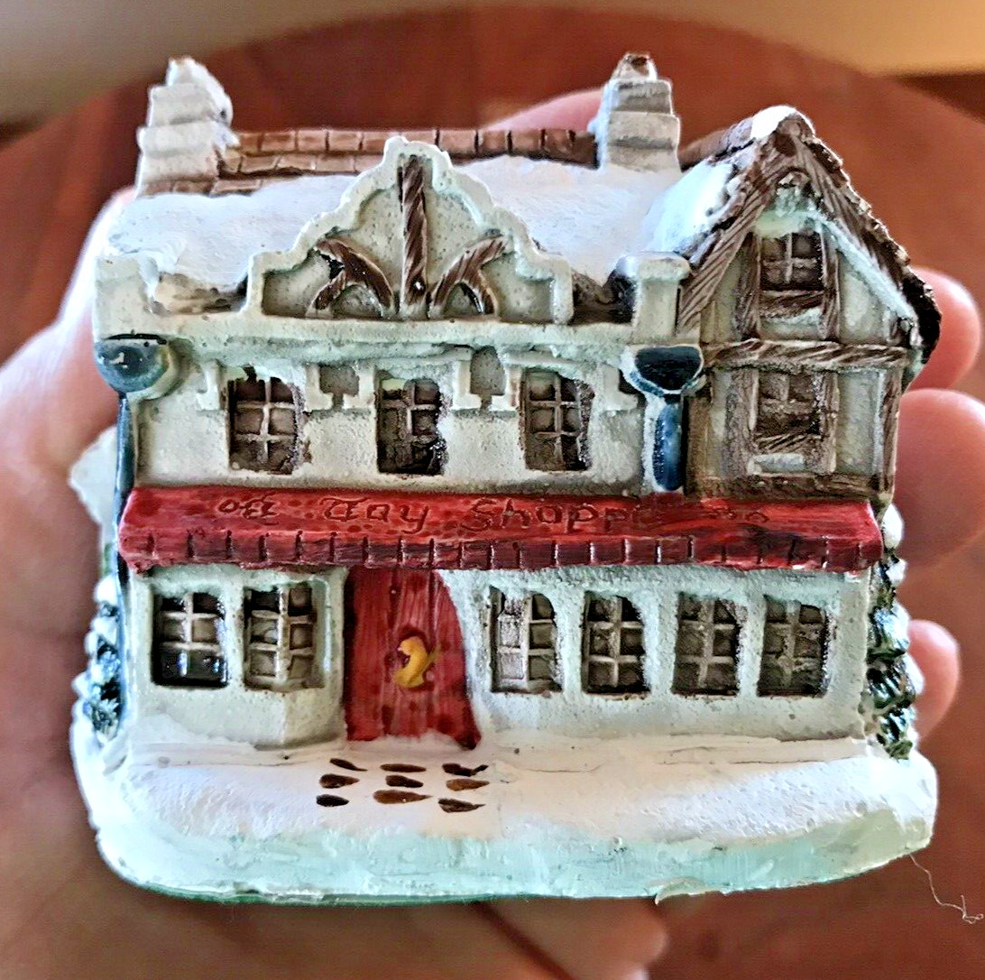 VTG A Dickens Christmas Toy Shoppe 1988 Figurine RSVP Inc Hand Painted Cold Cast