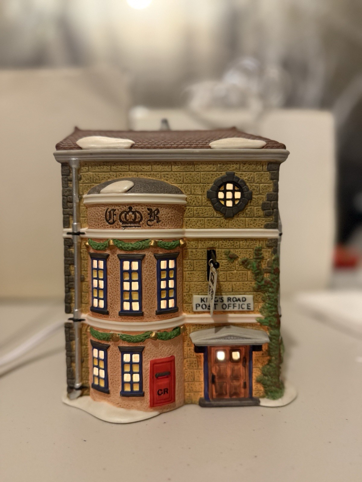 King’s Road Post Office Dickens Village #58017 Dept. 56, 1992 Original Box