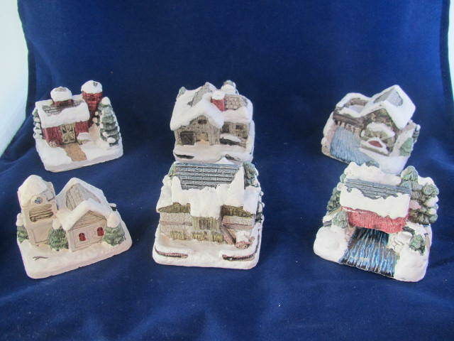 5 Vintage RSVP Ceramic American Rustic Christmas Series – 2” Tall- Made Taiwin