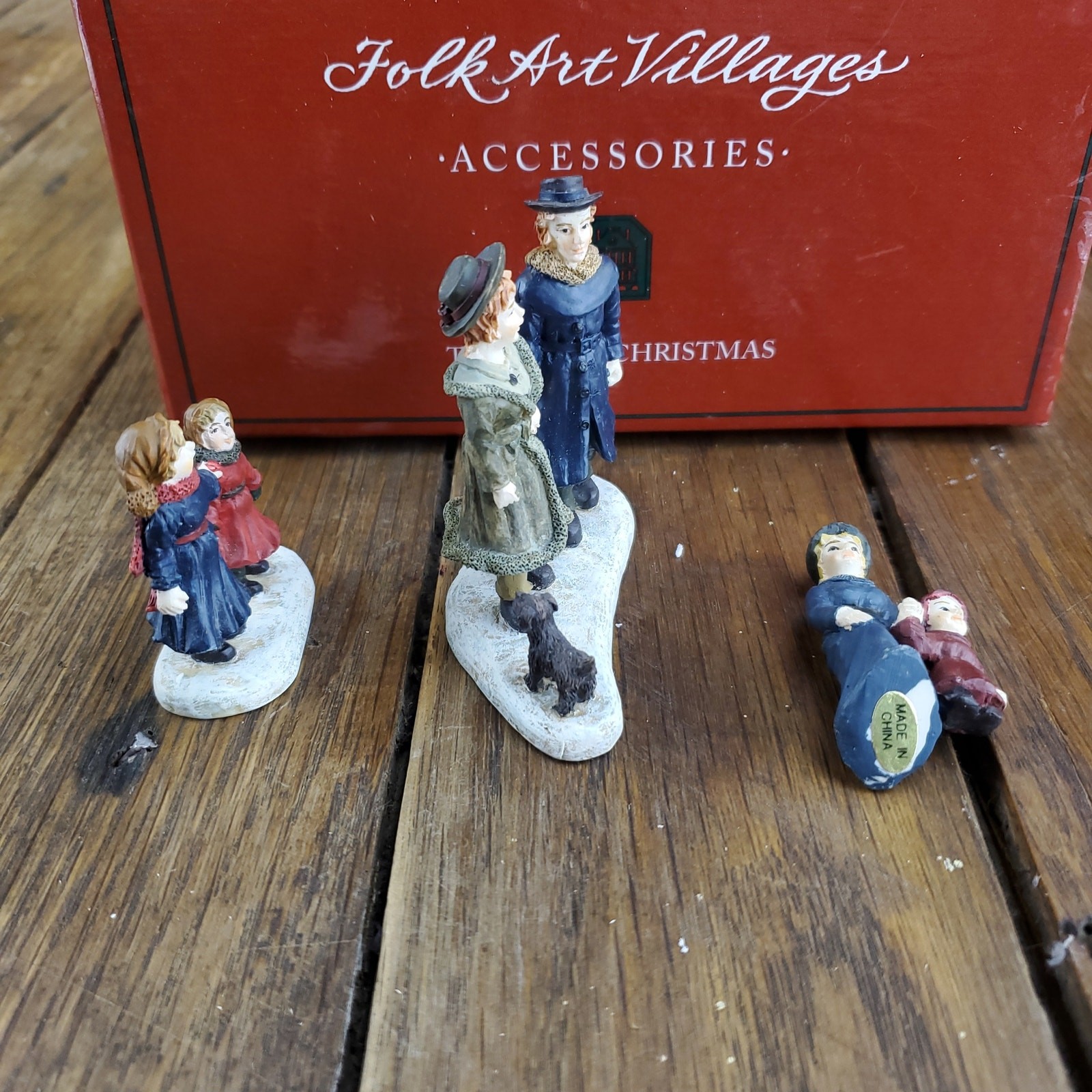 Lang and Wise Village The Joy of Christmas Three Sets of Churchgoers 30010609