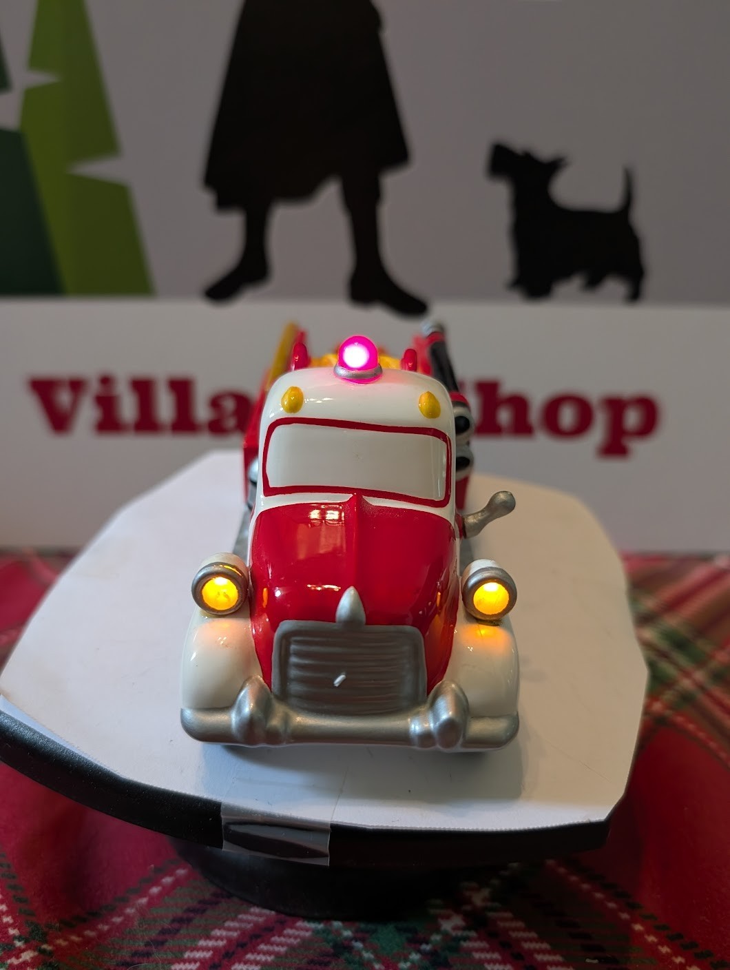 Dept 56 Snow Village – Village Fire Truck