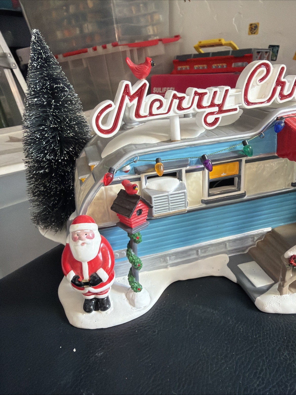 LIGHTED Dept. 56 Snow Village 2003 Lot 56, Christmas Court Trailer with Box