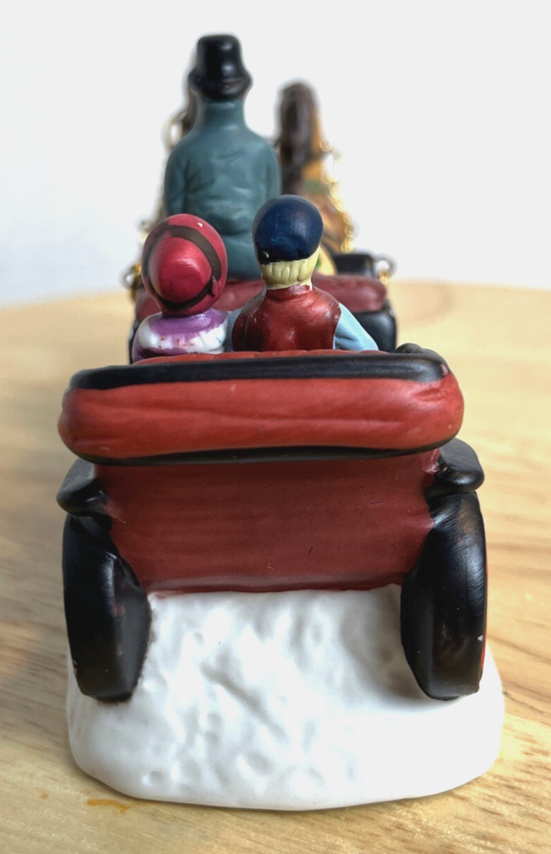 Copperfield Keepsake Porcelain Carriage Horses Christmas Village Decor TM1011
