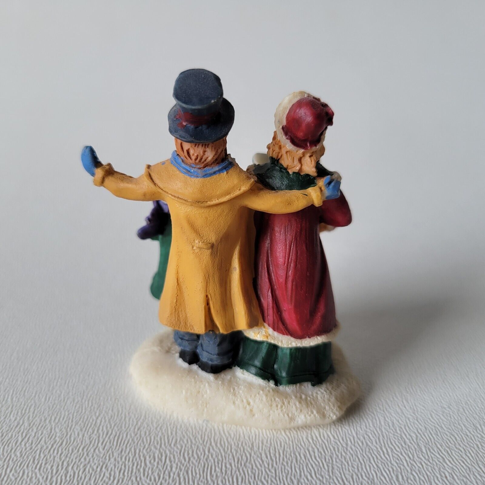Caroling Singing Family Dad Mom Kids Christmas Village Figurine