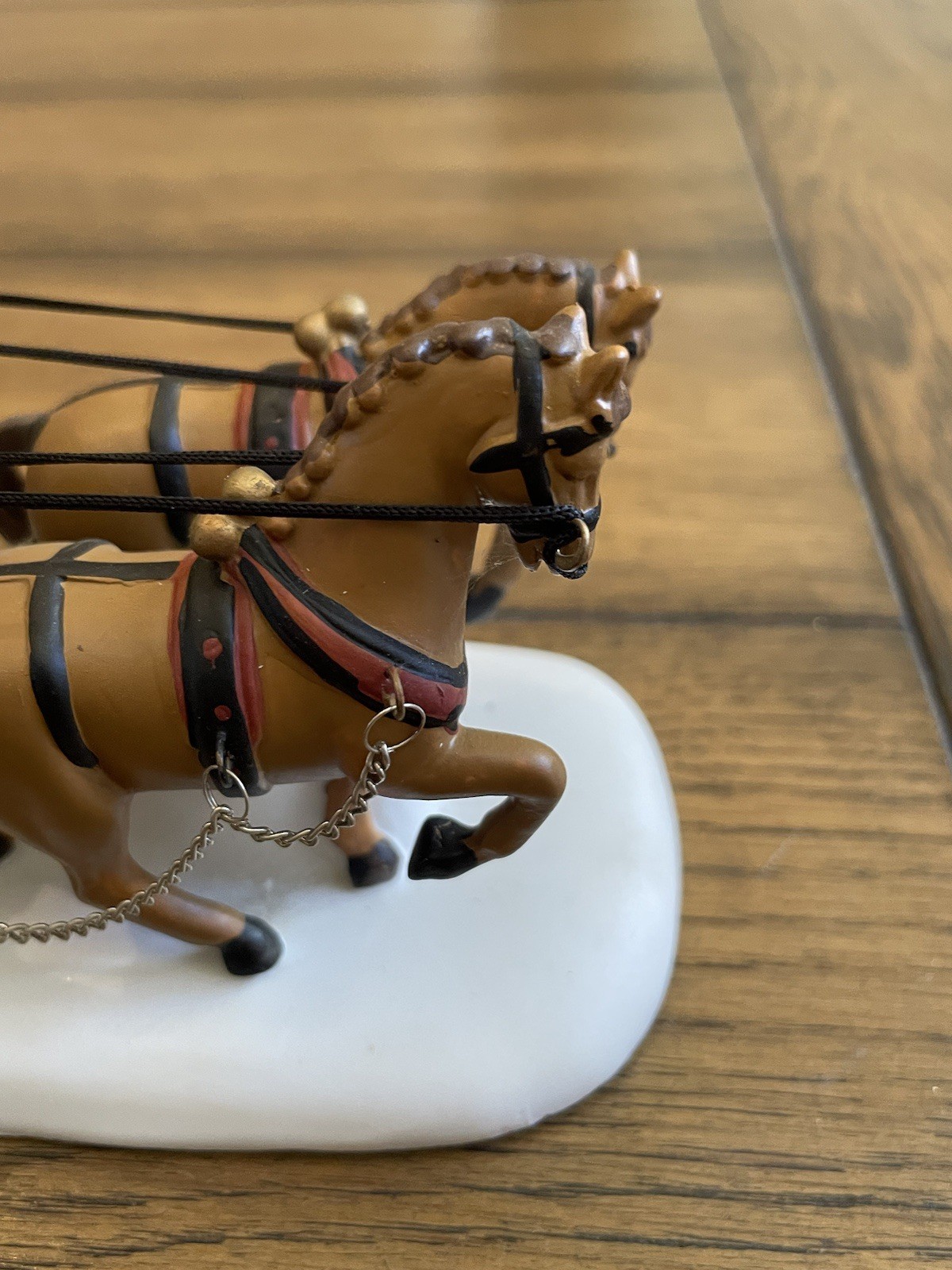 Vintage 1991 Dept 56 Heritage Village Christmas Horse Drawn Holiday Coach 55611