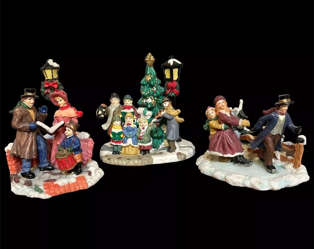 Mervyns ? Unbranded Christmas Village- 2.5 To 4 Inches Tall Lot Of 3