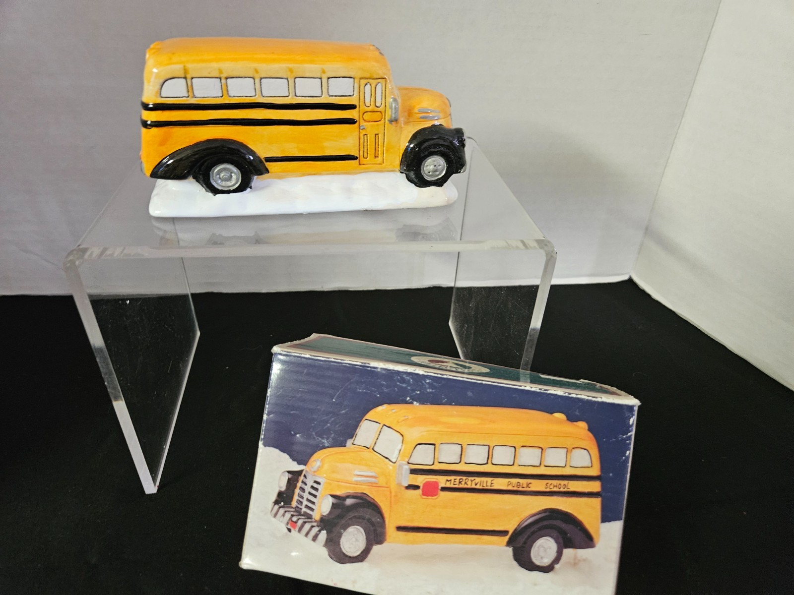 Merryville Public School Bus Christmas Village Valley accessory w/ box