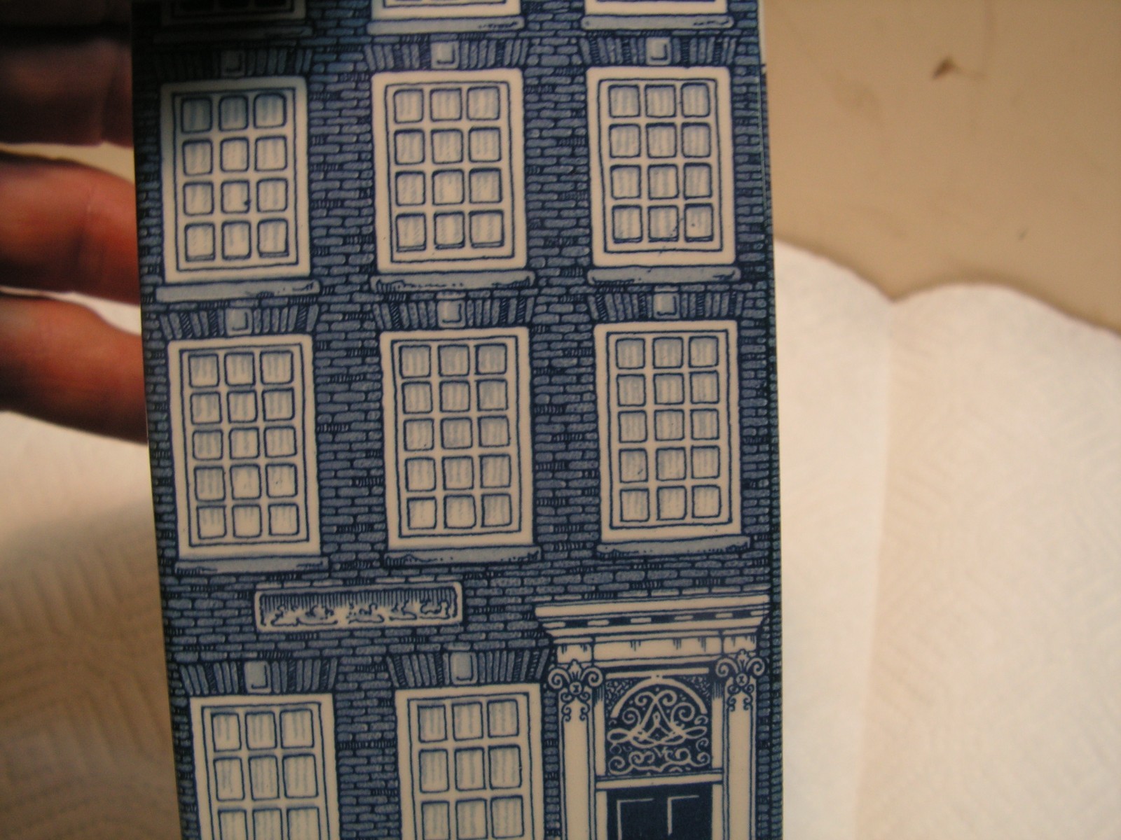 Delft Canal Building # 1705-4 With intricate blue details.
