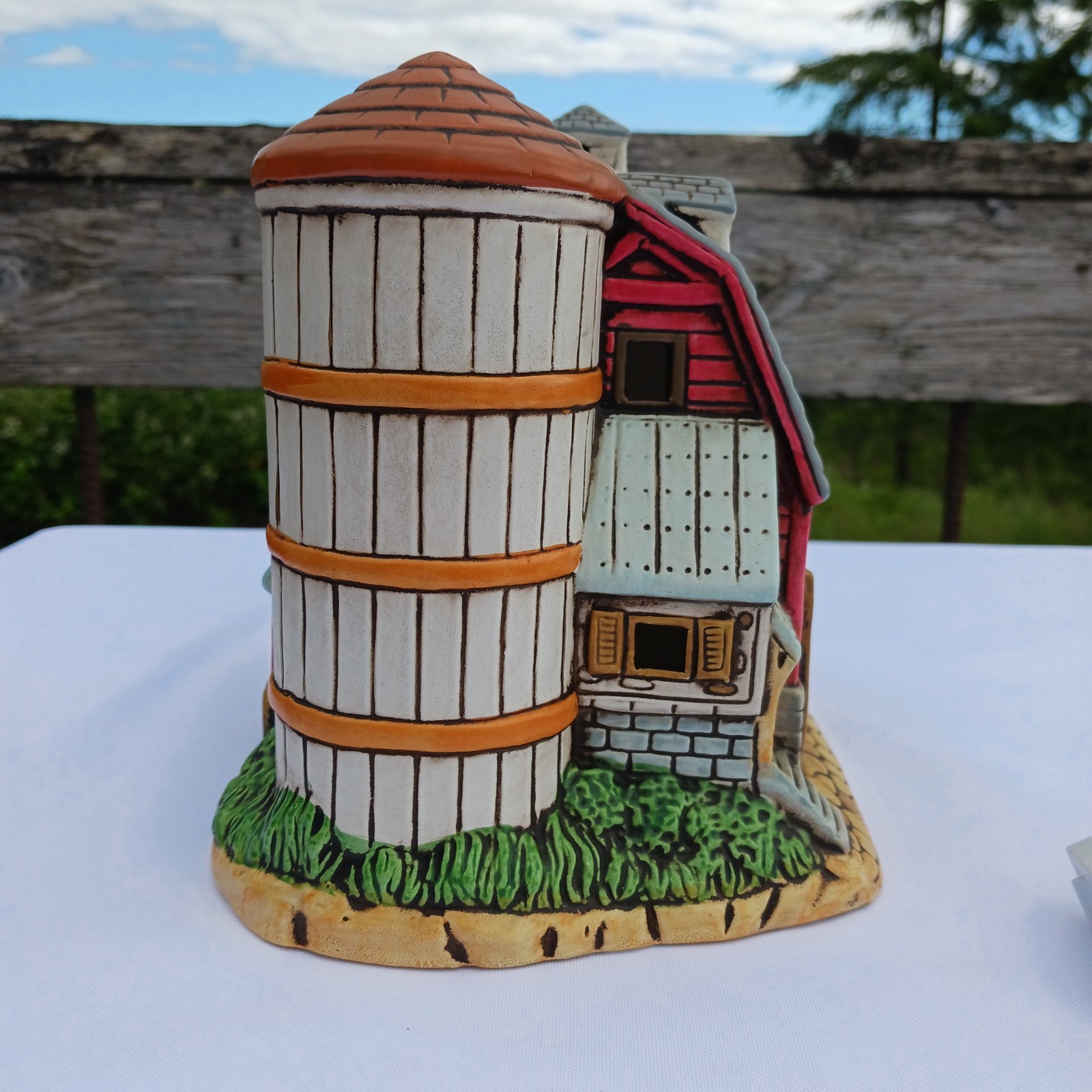 Vintage Lefton Colonial Village Barn 1988 by Byron Wood #06730 Lighted Ceramic