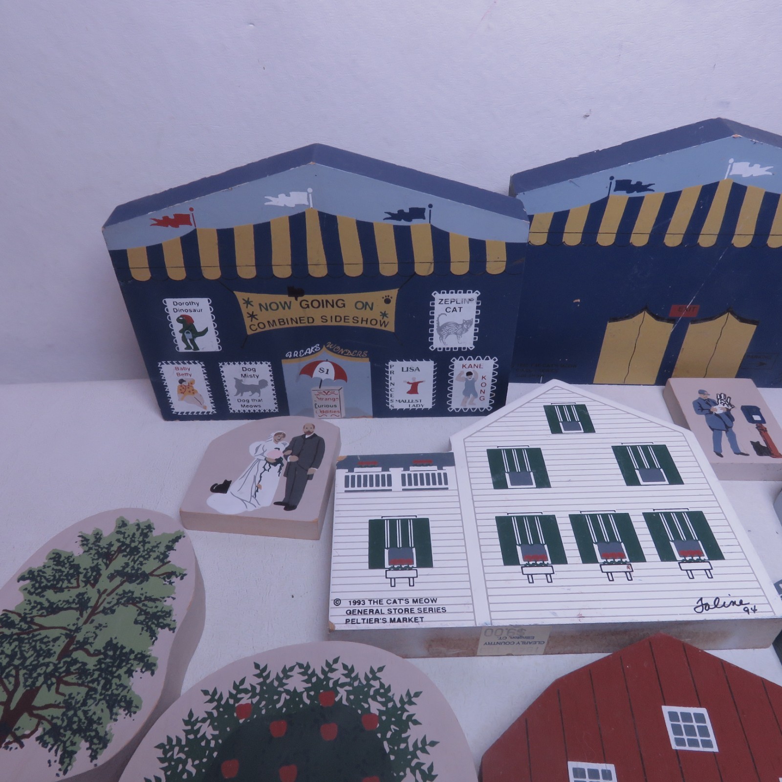 Lot of 40 Pieces The Cat’s Meow Village From Different Series/ Year Late 1980s