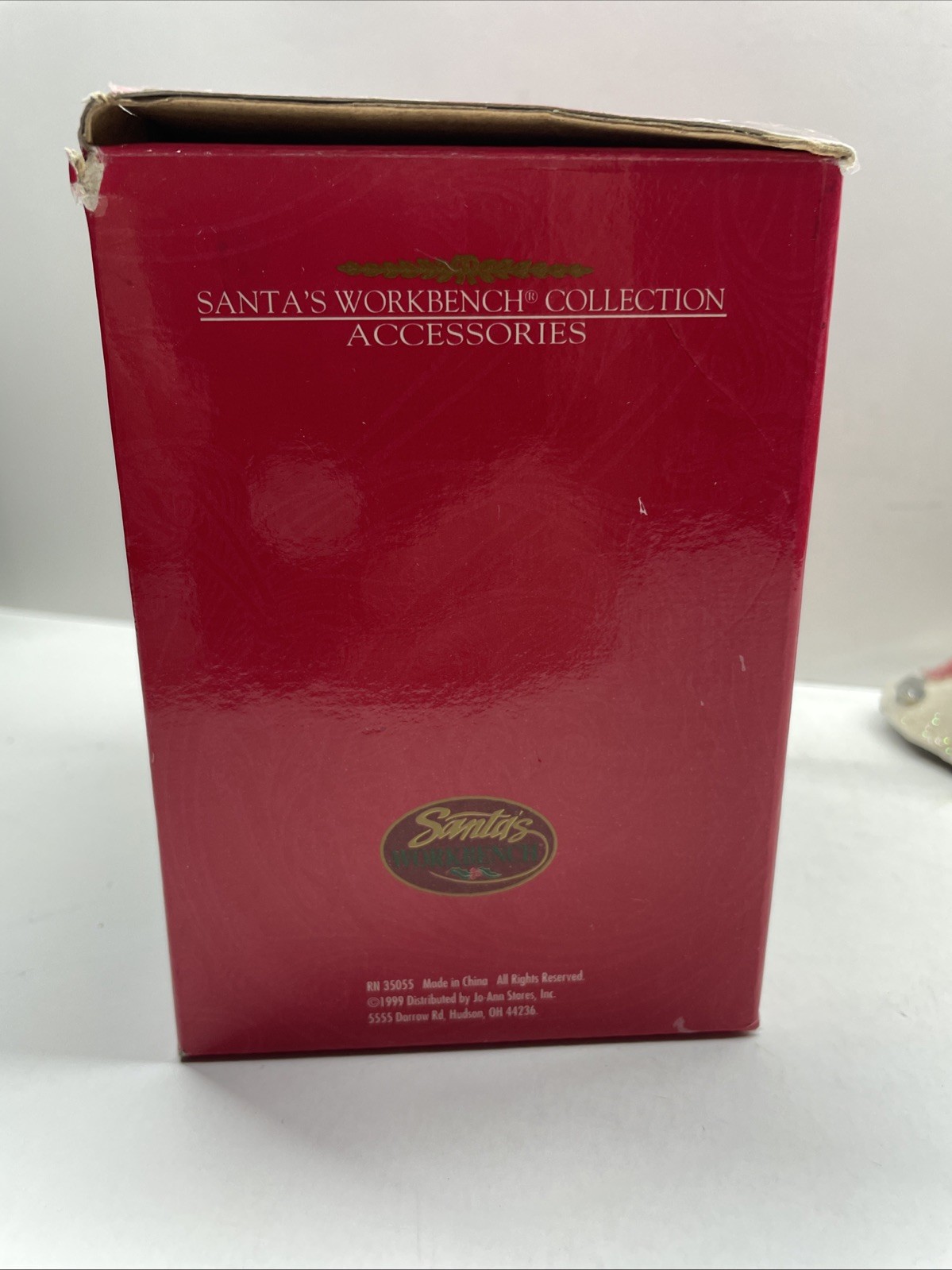 Santa’s Workbench Pine Tree Village Accessory Snow Trees Birds 1998 NIB