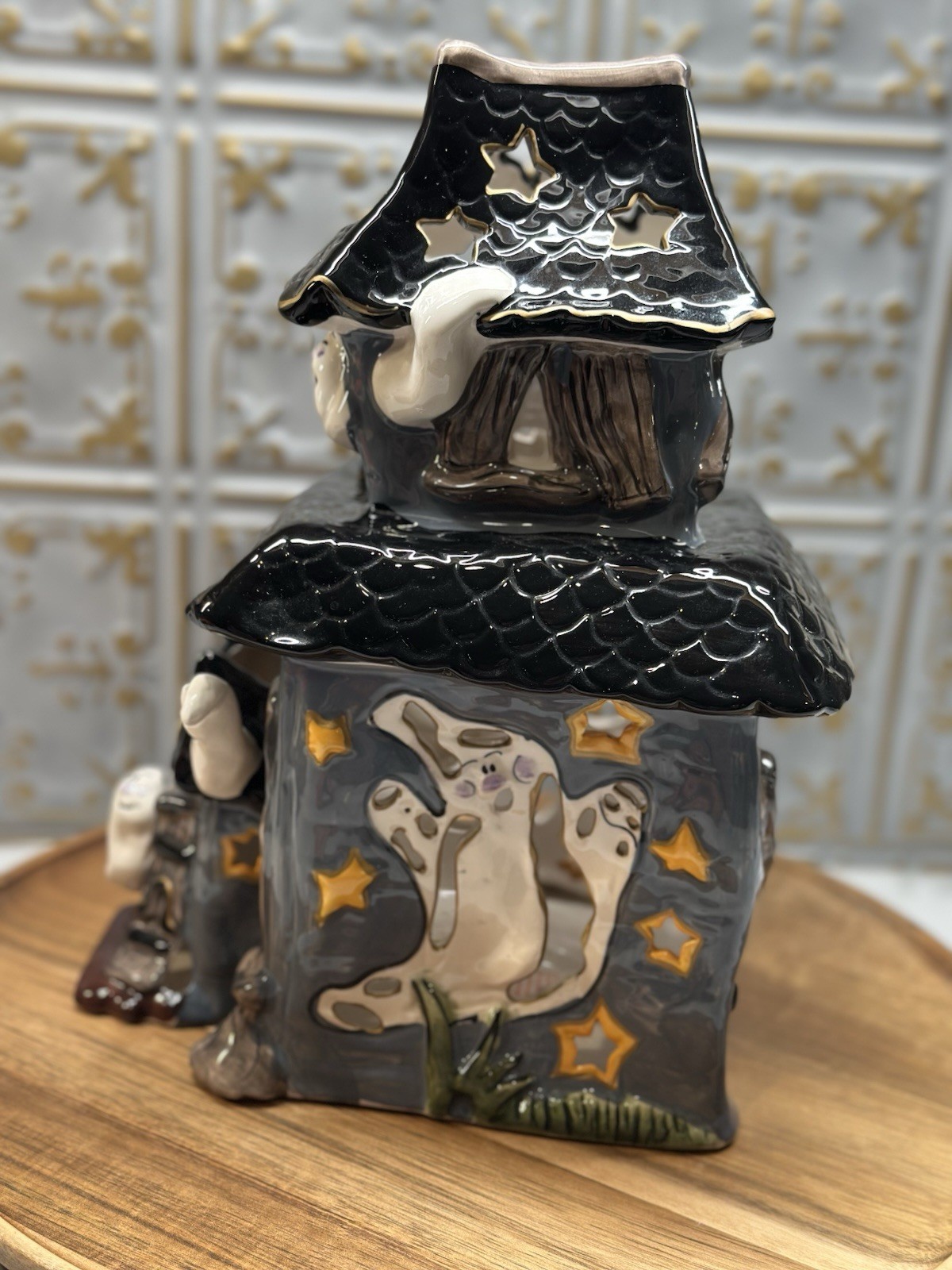 2009 Blue Sky Clayworks Ghostly Mansion, tea light house