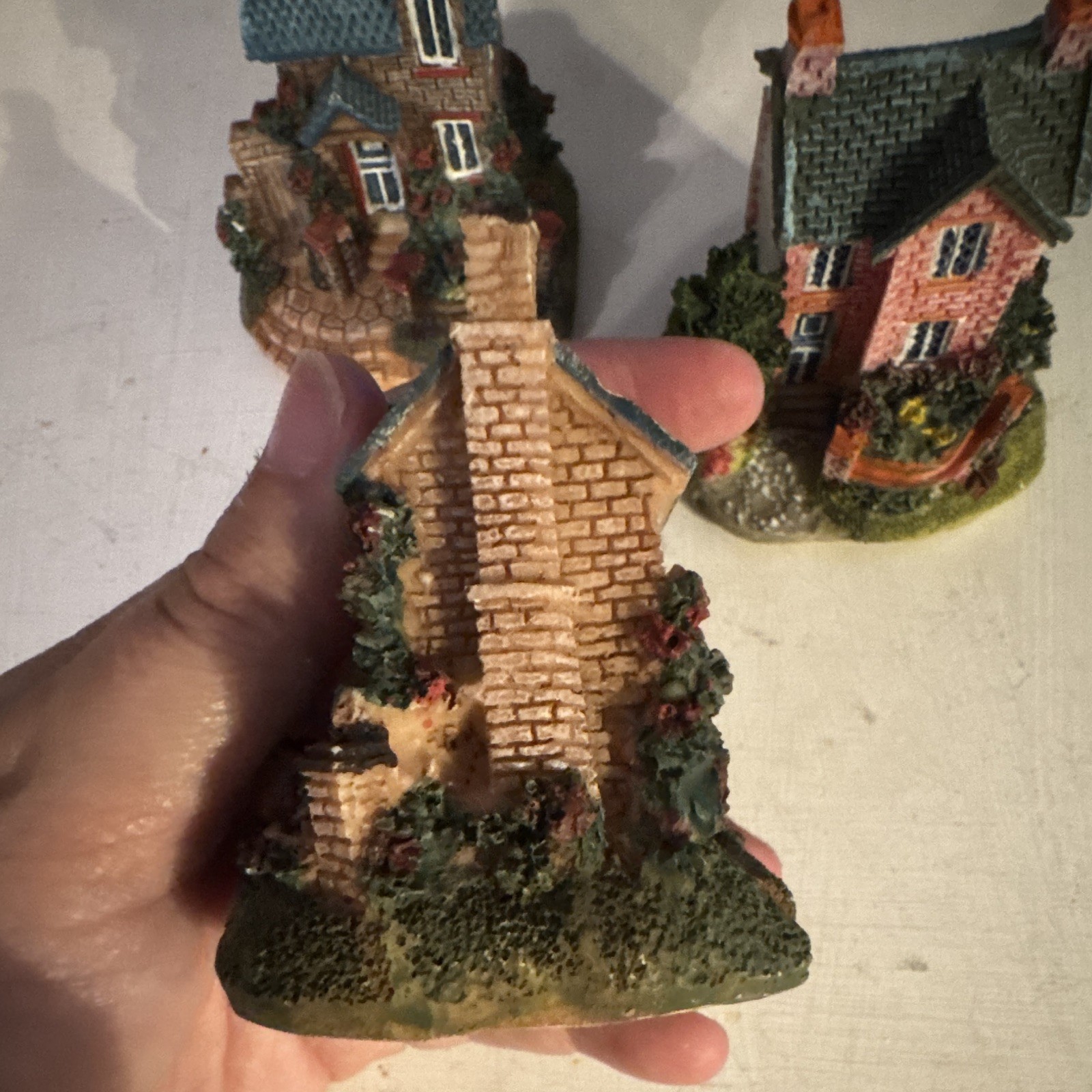 Hand-Painted Resin Miniature Cottage Houses Set of 3 Multicolor Display