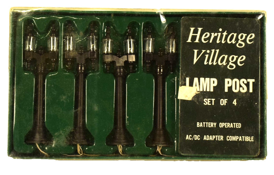 Vintage Department 56 Heritage Village Lamp Post Set of 4 Boxed Unused Christmas