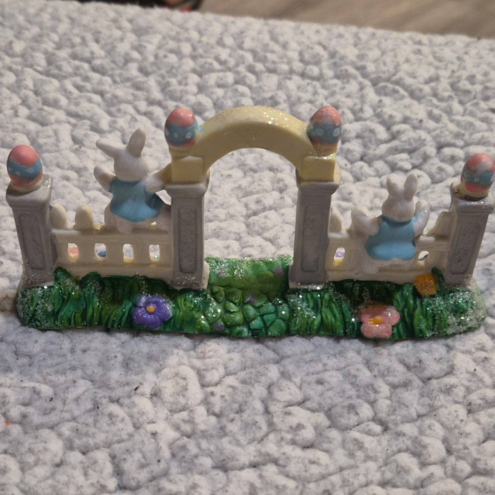 Hoppy Hollow Easter Village Ceramic Houses & Fence Set Hand Painted 2003