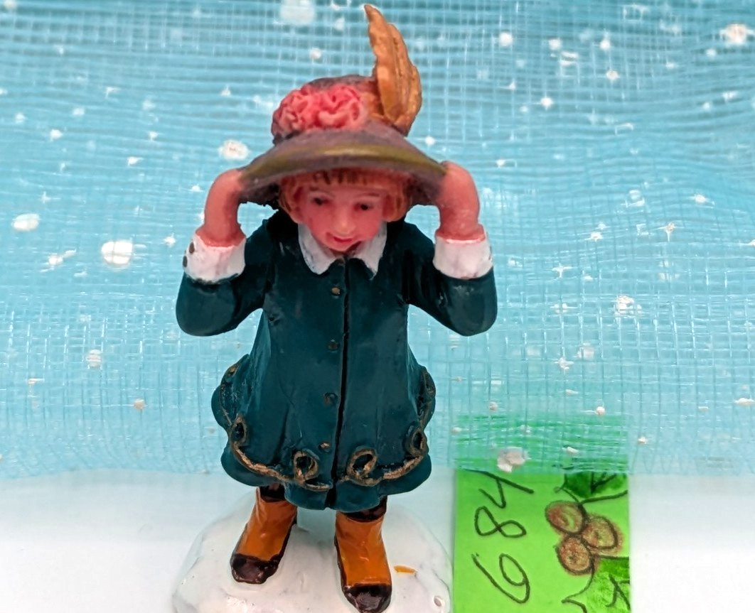 Lemax adorable girl hat 2″ High Christmas Village Figurine LOOSE INV684