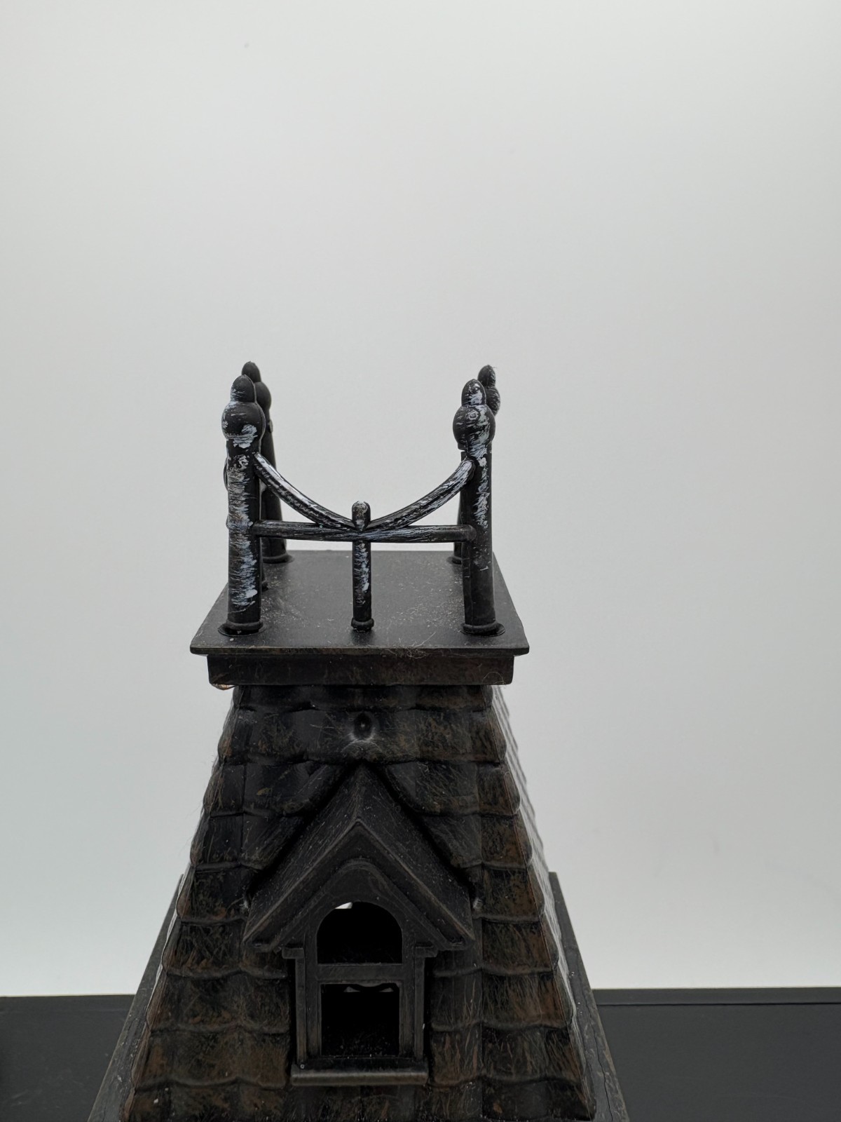 Cracker Barrel Haunted House Light & Sound w/ Projection Halloween Mantle