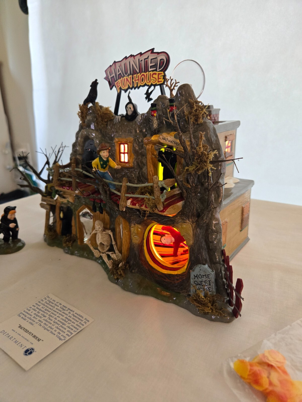 Dept 56 Snow Village Halloween Haunted Fun House – Works SOME FLAWS, PLEASE READ