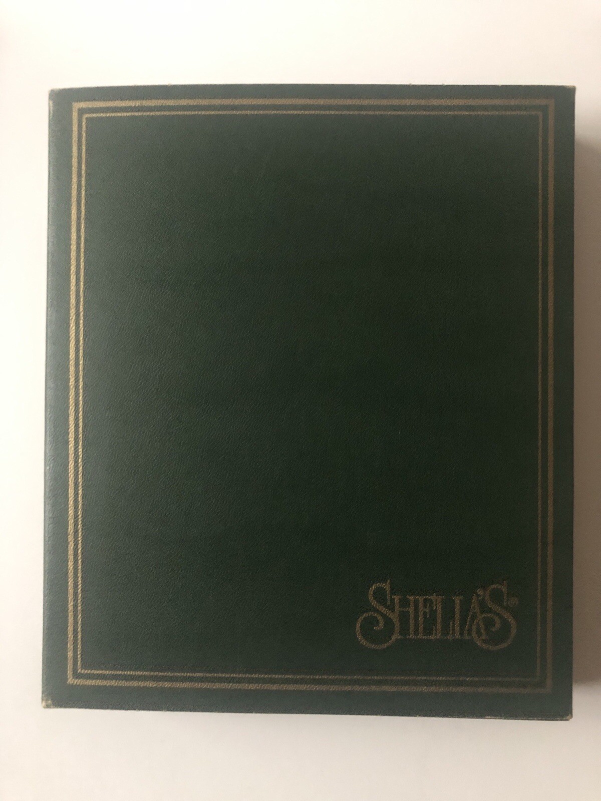 Shelia’s Collectibles Munroe Tavern Lexington Massachusetts 1998 w/ Original Box